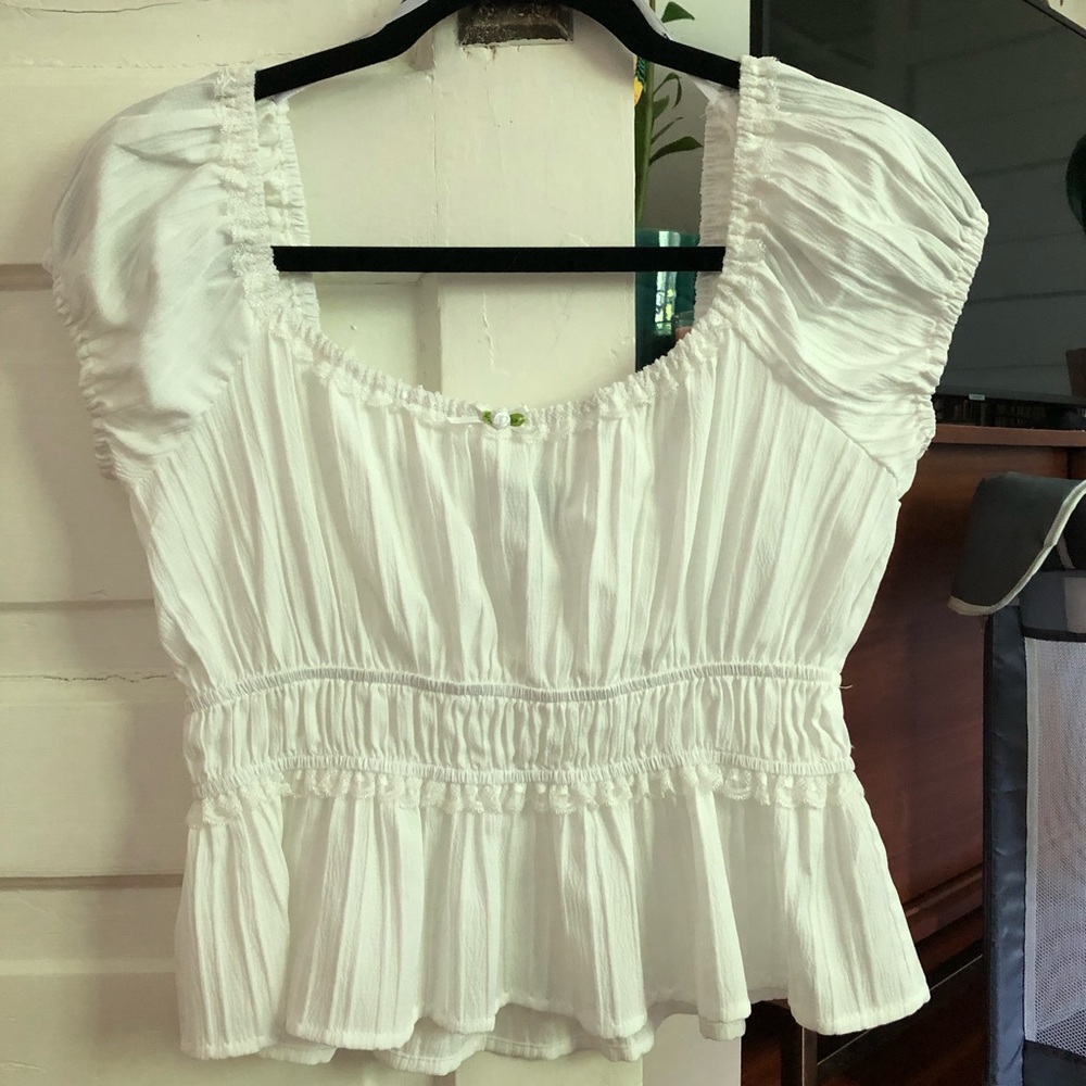 Lulu's White Smocked Peasant Blouse with Puff Sleeves